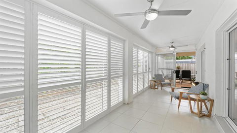 Aqua Links 70 The Drive Yamba - Kalgoorlie Accommodation 4