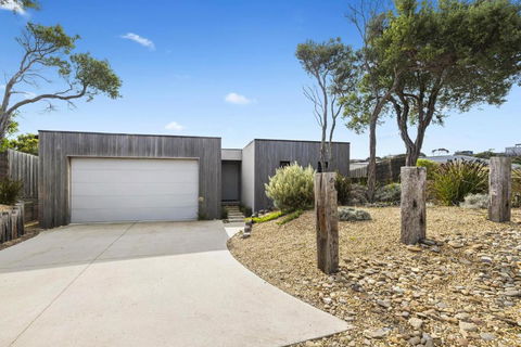 Aqua Luna - Stylish Retreat By Koonya Ocean Beach - Kalgoorlie Accommodation 2