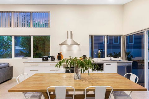 Aqua21 @ Cape Villas Dunsborough - Kalgoorlie Accommodation 4