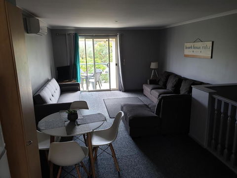 Aqualuna Apartments - Kalgoorlie Accommodation 4