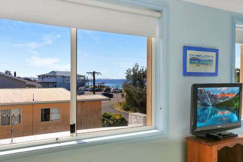 Aquarius Apartment 7 - Kalgoorlie Accommodation 2