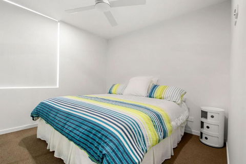 Aquaview Unit 604, 29 Canberra Tce, Kings Beach - Kalgoorlie Accommodation 2