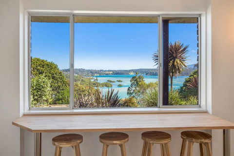 Aque Blu - 11 Hillcrest Ave North Narooma - Kalgoorlie Accommodation 1