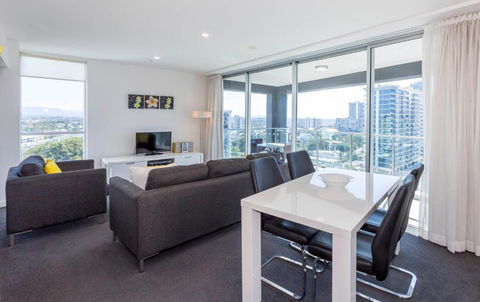 Artique Surfers Paradise - Official - Kalgoorlie Accommodation 3