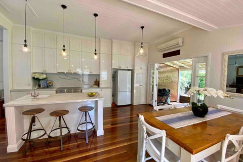 Ashbrooke Cottage - Kalgoorlie Accommodation 3