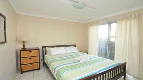At The Beach - Lennox Head - Kalgoorlie Accommodation 4