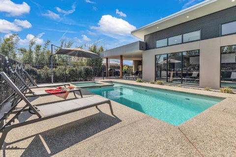 At Winbi- Echuca Holiday Homes - Kalgoorlie Accommodation 2