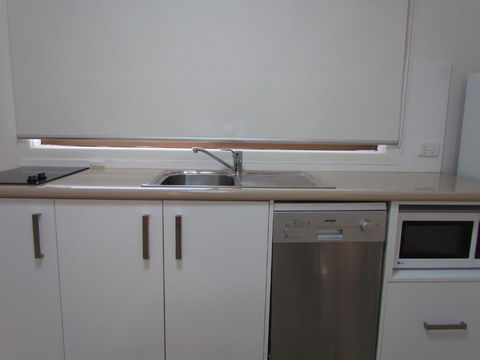 Augathella Motel & Caravan Park - Kalgoorlie Accommodation 2