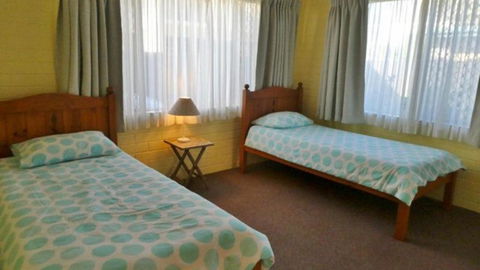 Aurora D - S, 2 - 13 Pacific Pde - Kalgoorlie Accommodation 4