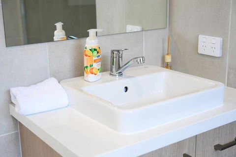 Austral Mordern House 10ppl - Kalgoorlie Accommodation 1