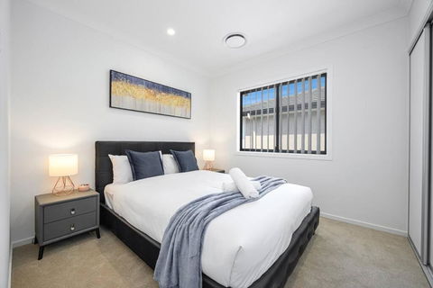 Austral Mordern House 10ppl - Kalgoorlie Accommodation 2