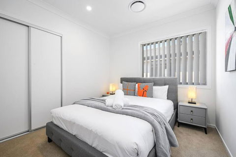 Austral Mordern House 10ppl - Kalgoorlie Accommodation 4