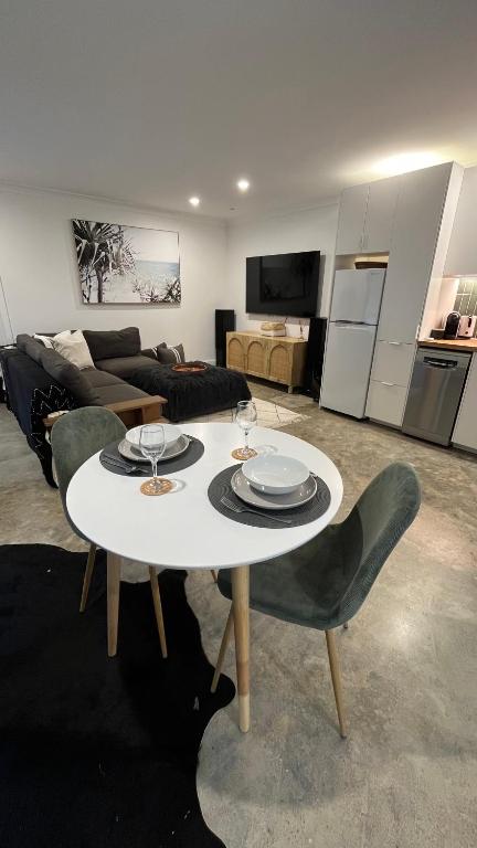 Avalon Beach Guesthouse - Kalgoorlie Accommodation 2