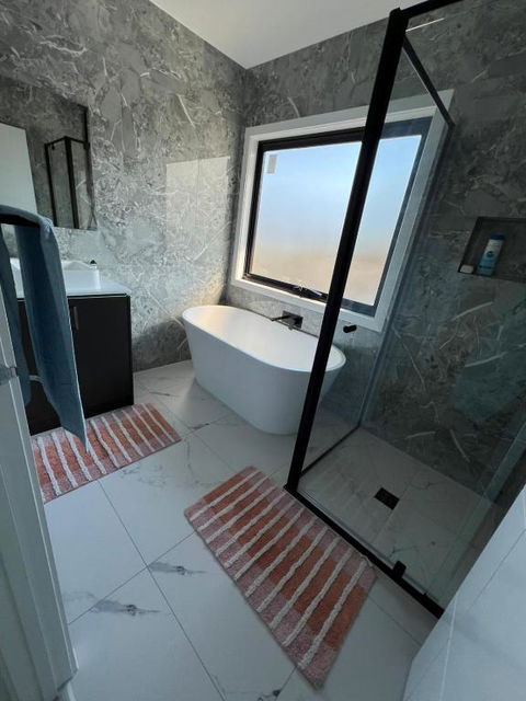 Avenue - Kalgoorlie Accommodation 0
