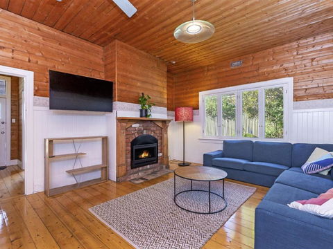 Avery Cottage - Kalgoorlie Accommodation 4
