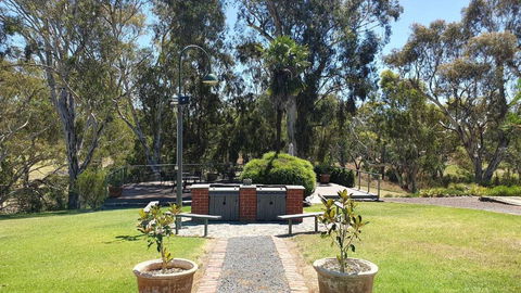 Avoca Cottages VICTORIA - Kalgoorlie Accommodation 0