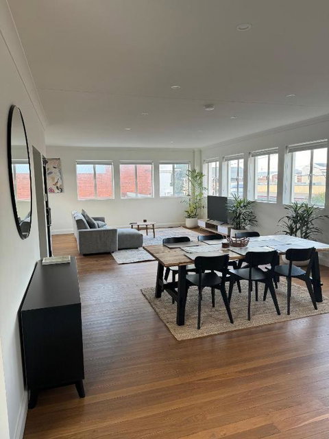 Away On Blende Studio Loft - Kalgoorlie Accommodation 2