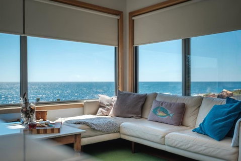 Awesome Beach House Bicheno - Kalgoorlie Accommodation 1