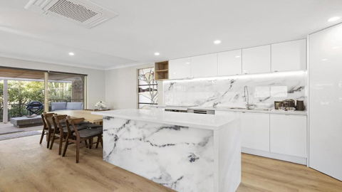 Azure - Kalgoorlie Accommodation 2