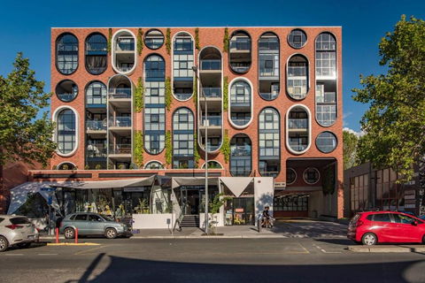Awesome Brooklyn Inspired Stay - Mt Ainslie View - Kalgoorlie Accommodation 0