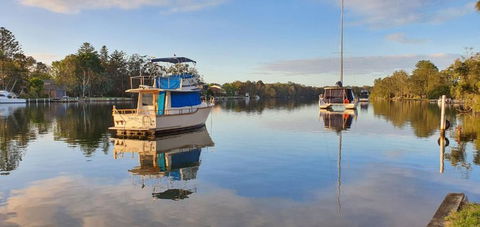 Aqua Adventures Retreat. Waterfront Playground - Kalgoorlie Accommodation 2