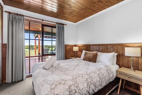 Apollo Bay Cottages- Hopetoun - Kalgoorlie Accommodation 2