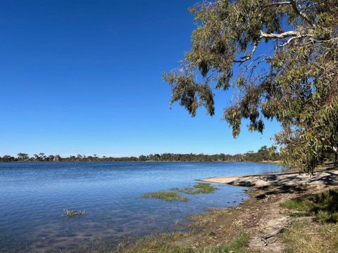 Avondale Heights By Tiny Away - Kalgoorlie Accommodation 1