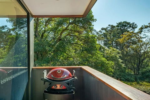 Architecturally Designed Nature Lovers Delight - Kalgoorlie Accommodation 1