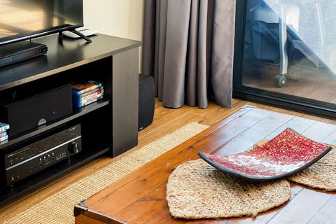 Architecturally Designed Nature Lovers Delight - Kalgoorlie Accommodation 3