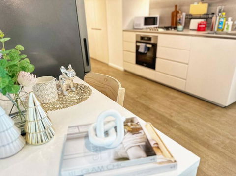 AUS 3415 - 2BR Luxurious Suite FREE PARKING Near Yarra River And Crown - Kalgoorlie Accommodation 4