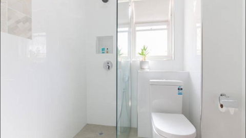 B4 Crawley Apartment 1 BRM & Sleepout Near UWA - Kalgoorlie Accommodation 4