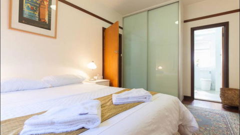 B4 Crawley Apartment 1 BRM & Sleepout Near UWA - Kalgoorlie Accommodation 2