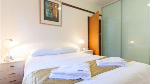 B4 Crawley Apartment 1 BRM & Sleepout Near UWA - Kalgoorlie Accommodation 0