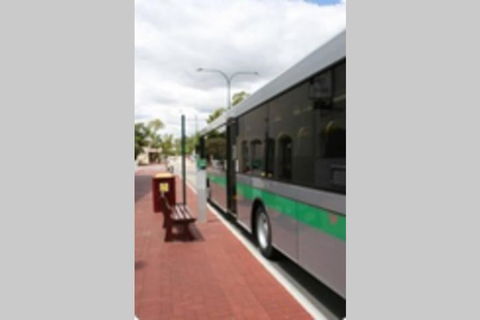 B8 Crawley Apartment 1 BRM & Sleepout Near UWA - Kalgoorlie Accommodation 1