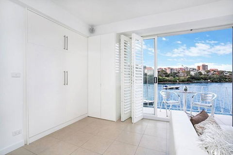 BADEN - Absolute Water Front Sydney Harbour Studio - Kalgoorlie Accommodation 4