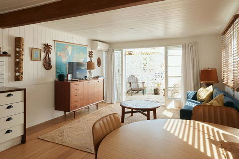BAY PROPERTIES . The Sailors Bungalow - Kalgoorlie Accommodation 0