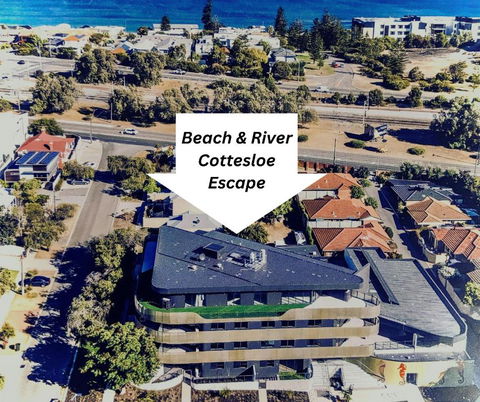 Beach & River Cottesloe Escape - Kalgoorlie Accommodation 0
