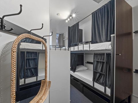 AZZURRO POD HOTEL - Central Sydney - Kalgoorlie Accommodation 4