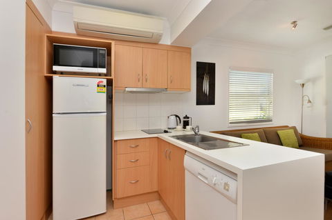 Port Douglas Apartments - Adults Only Oasis - Kalgoorlie Accommodation 8