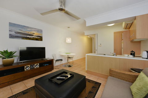 Port Douglas Apartments - Adults Only Oasis - Kalgoorlie Accommodation 23