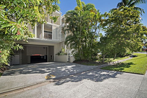 Port Douglas Apartments - Adults Only Oasis - Kalgoorlie Accommodation 43