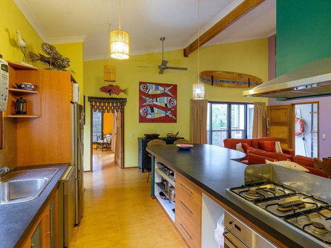 Five Bimba (Tractor House) - Kalgoorlie Accommodation 1
