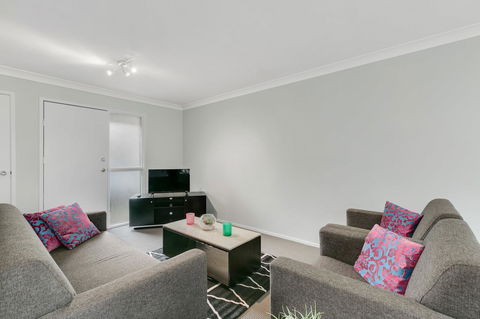 Fountain View Estate - We Accommodate - Kalgoorlie Accommodation 18