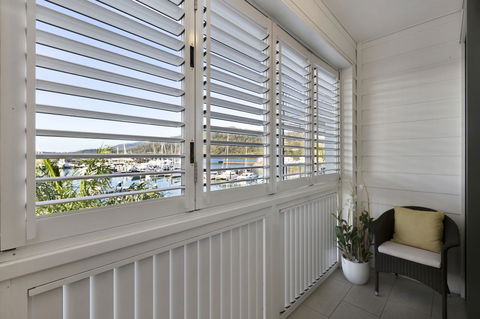 Boathouse Port Of Airlie - Kalgoorlie Accommodation 15