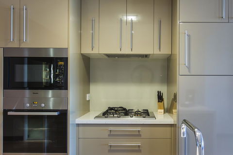 Boathouse Port Of Airlie - Kalgoorlie Accommodation 7