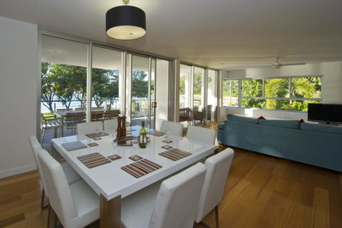 Maggies Beachfront Apartment 10 - Kalgoorlie Accommodation 7