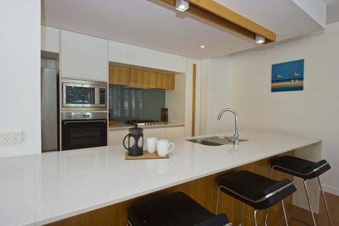 Maggies Beachfront Apartment 10 - Kalgoorlie Accommodation 6
