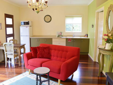 Apple Tree Cottage Montville - Kalgoorlie Accommodation 16