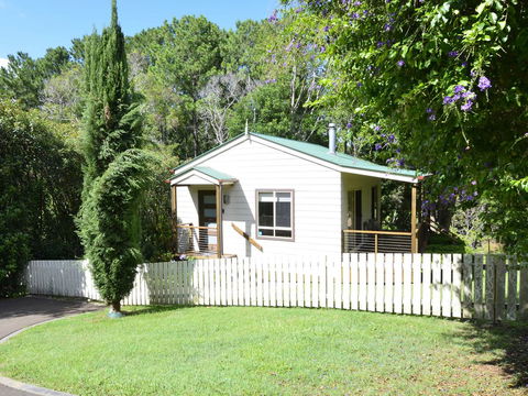 Apple Tree Cottage Montville - Kalgoorlie Accommodation 2
