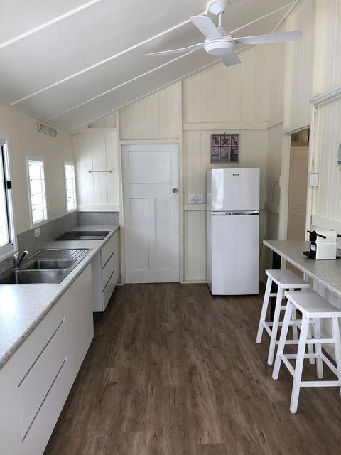 Daggoombah Holiday Home Magnetic Island - Kalgoorlie Accommodation 2